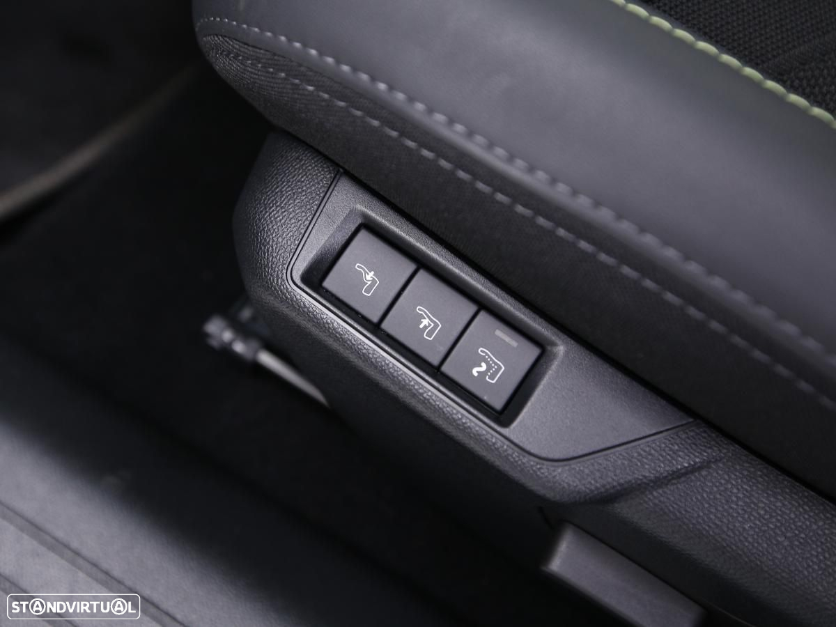 Peugeot e-208 50 kWh GT - 19