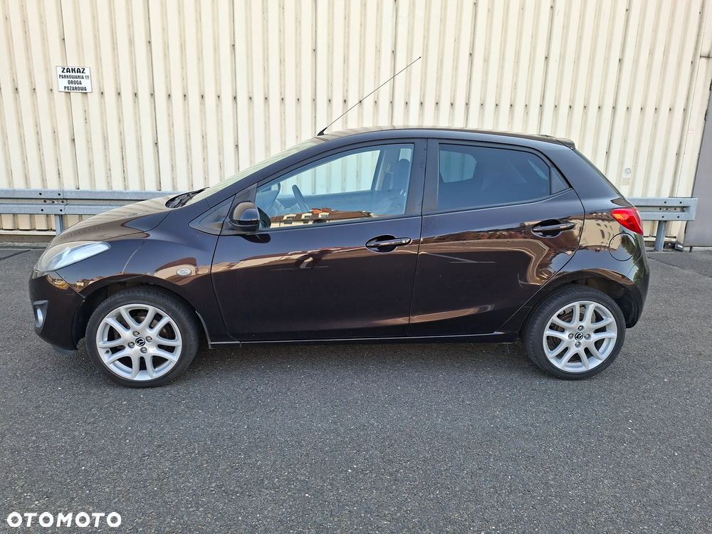 Mazda 2 - 3