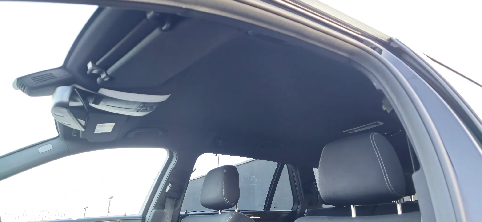 Mercedes-Benz Klasa E 300 BlueTEC 7G-TRONIC Elegance - 30
