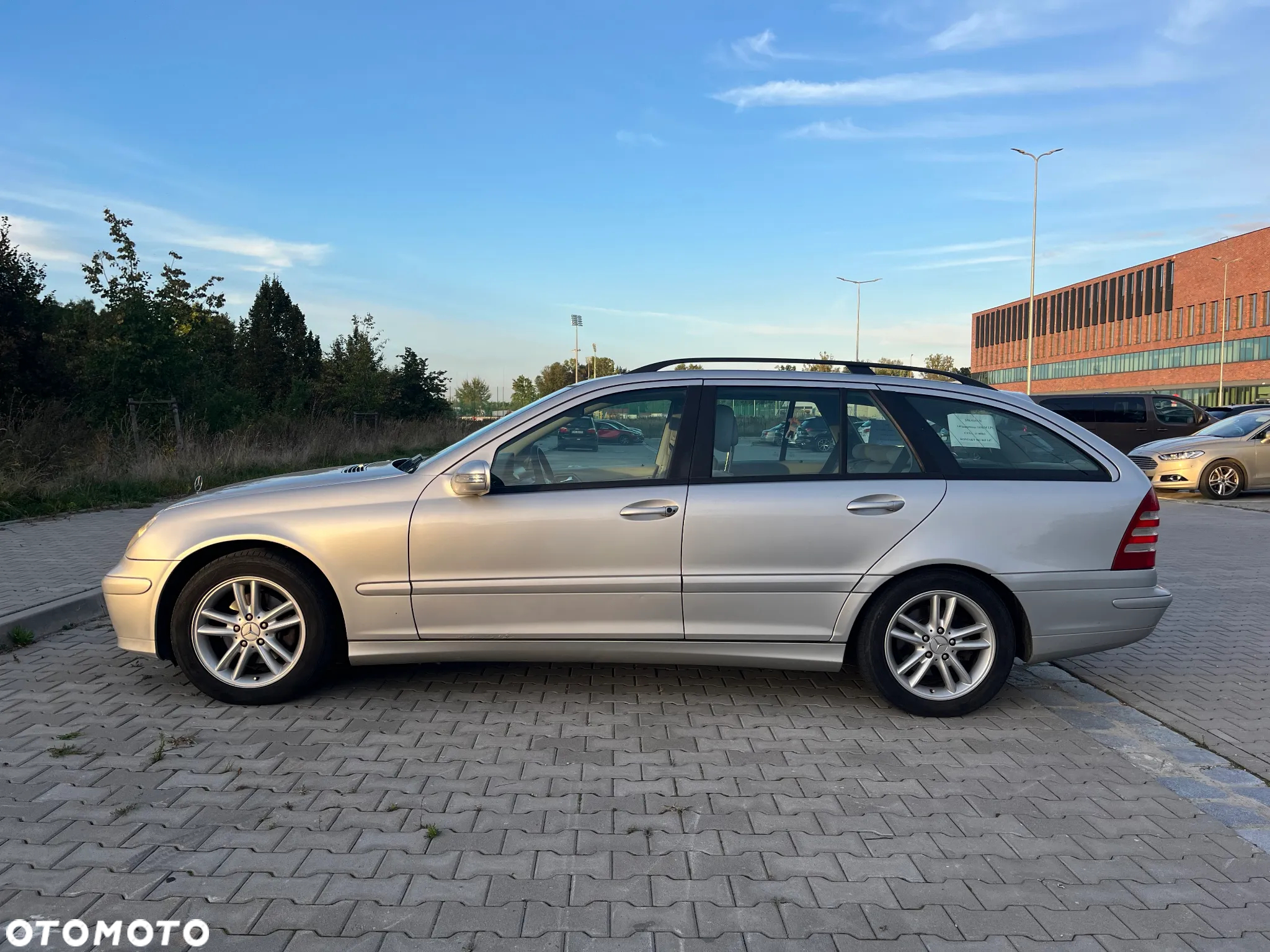 Mercedes-Benz Klasa C 180 T Kompressor Automatik Classic - 2