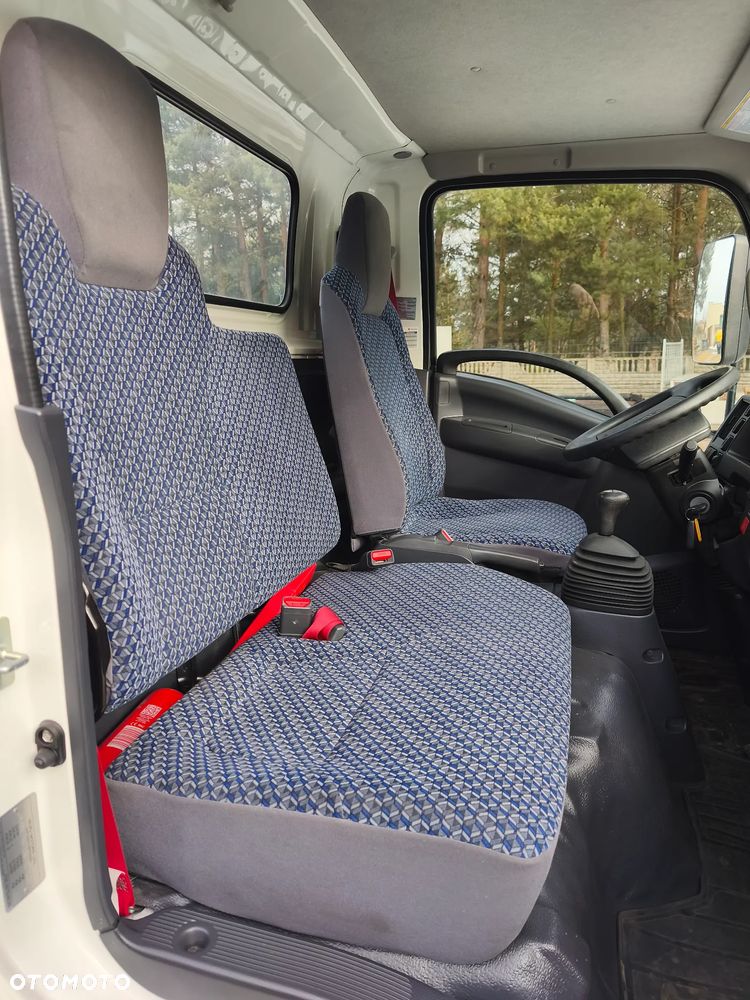 Isuzu M21 - M27 - 16