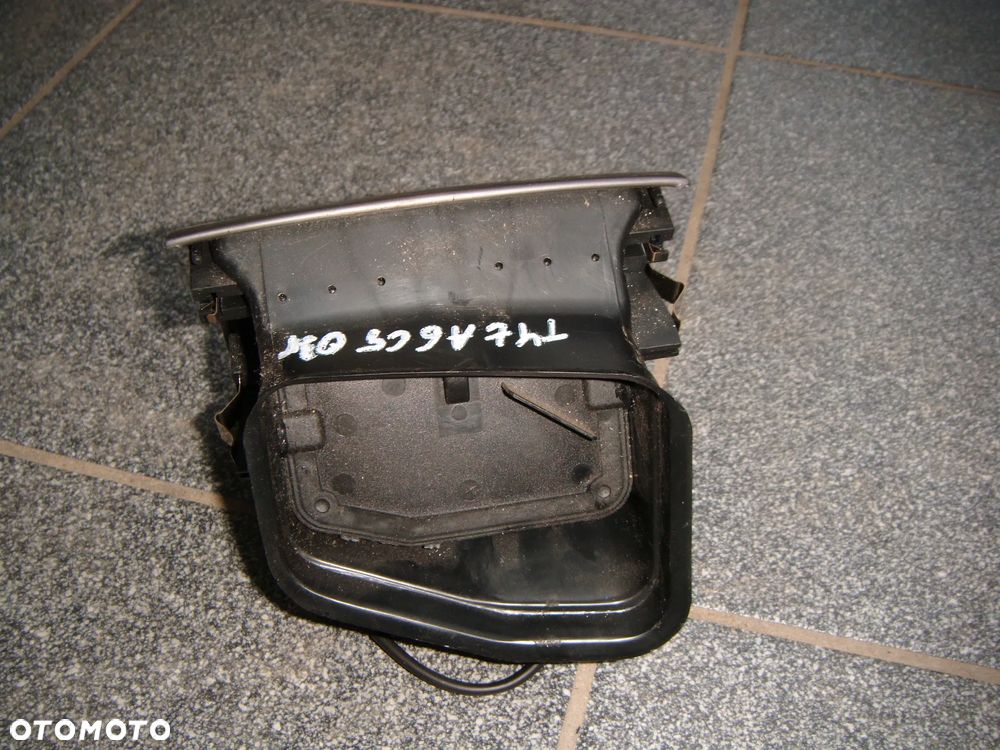 audi a6 c5 03r kratki wlotu powietrza tył - 2