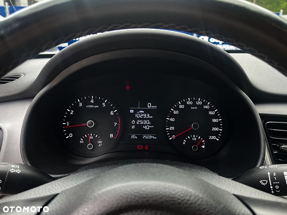 Kia Stonic 1.2 M - 24