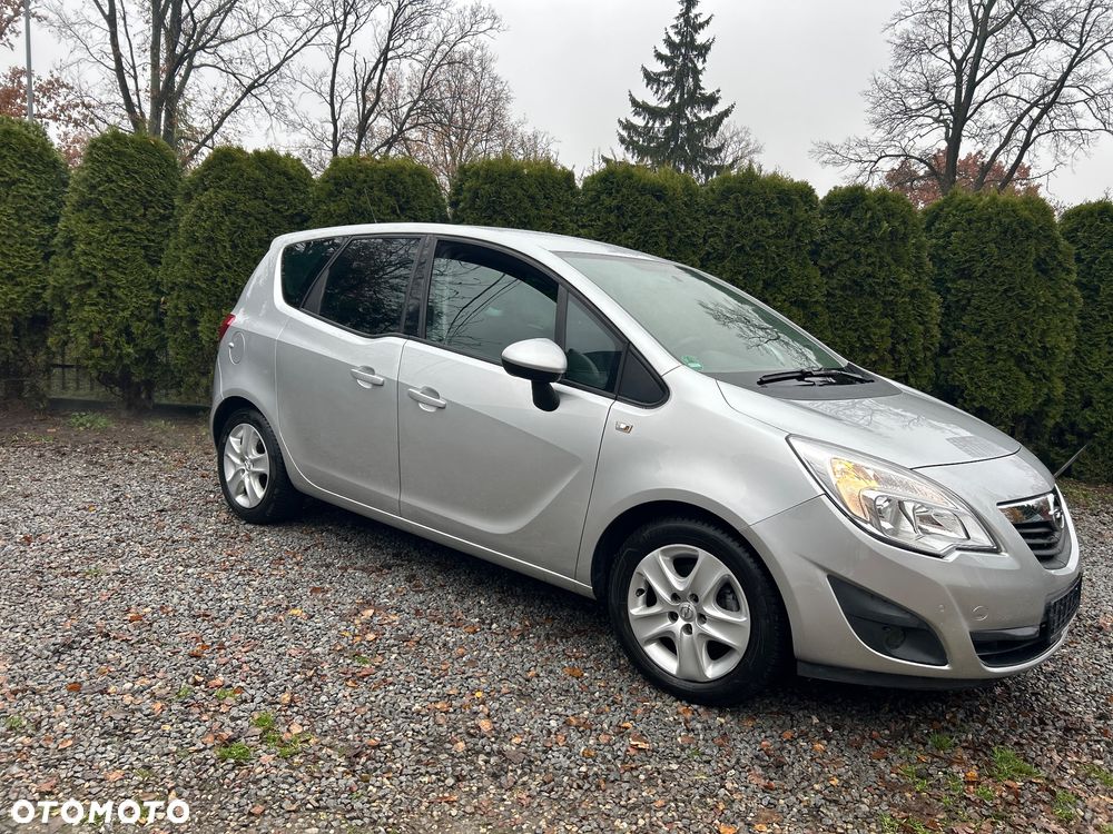 Opel Meriva 1.4 Design Edition - 9