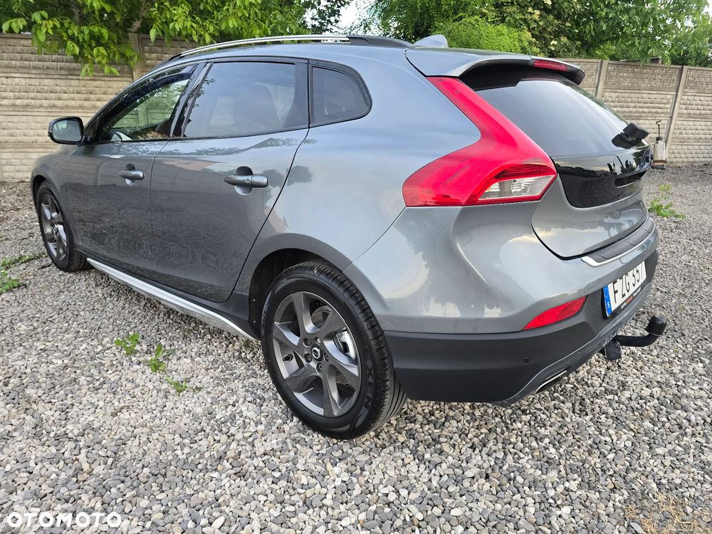 Volvo V40 Cross Country D2 Geartronic Summum - 16