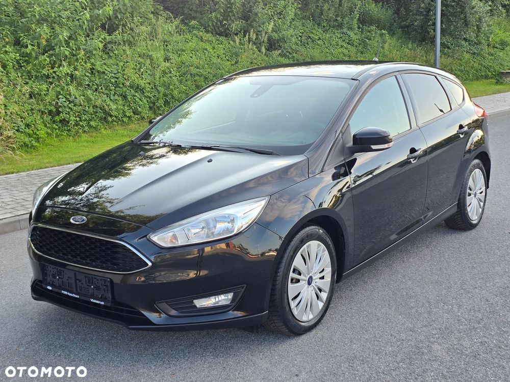 Ford Focus 1.0 EcoBoost Titanium - 1