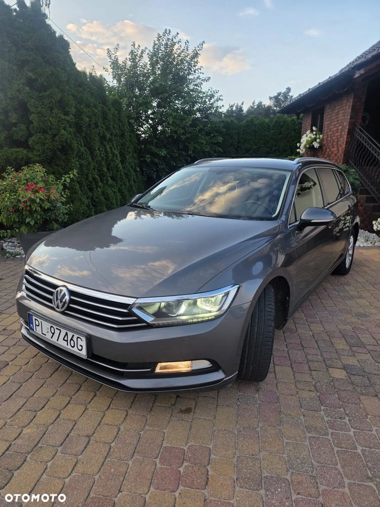 Volkswagen Passat 1.6 TDI (BlueMotion Technology) DSG Comfortline - 2