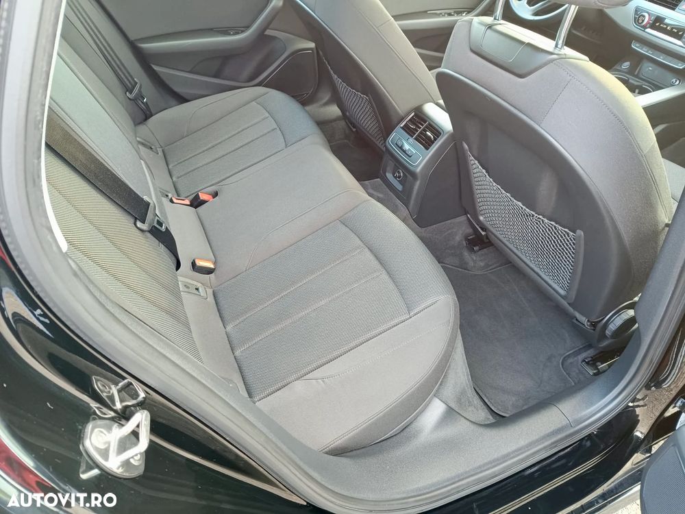 Audi A4 35 TFSI S tronic MHEV Advanced - 10