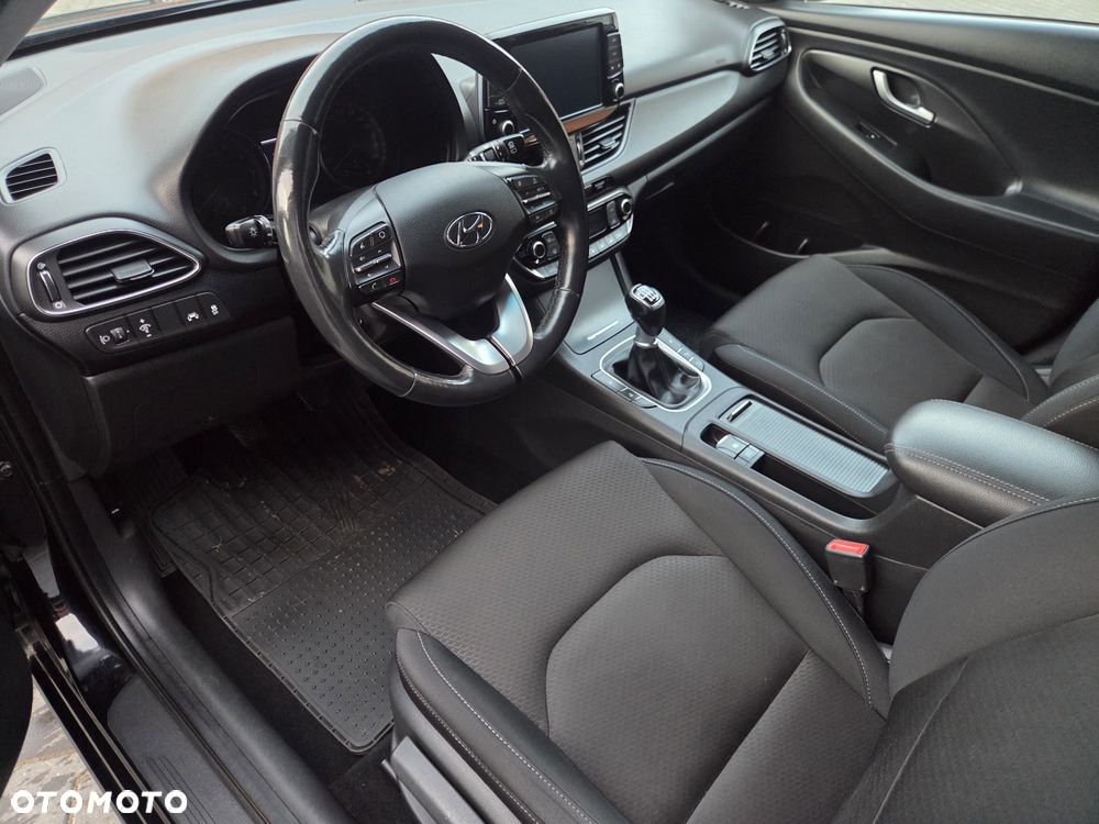 Hyundai i30 - 27