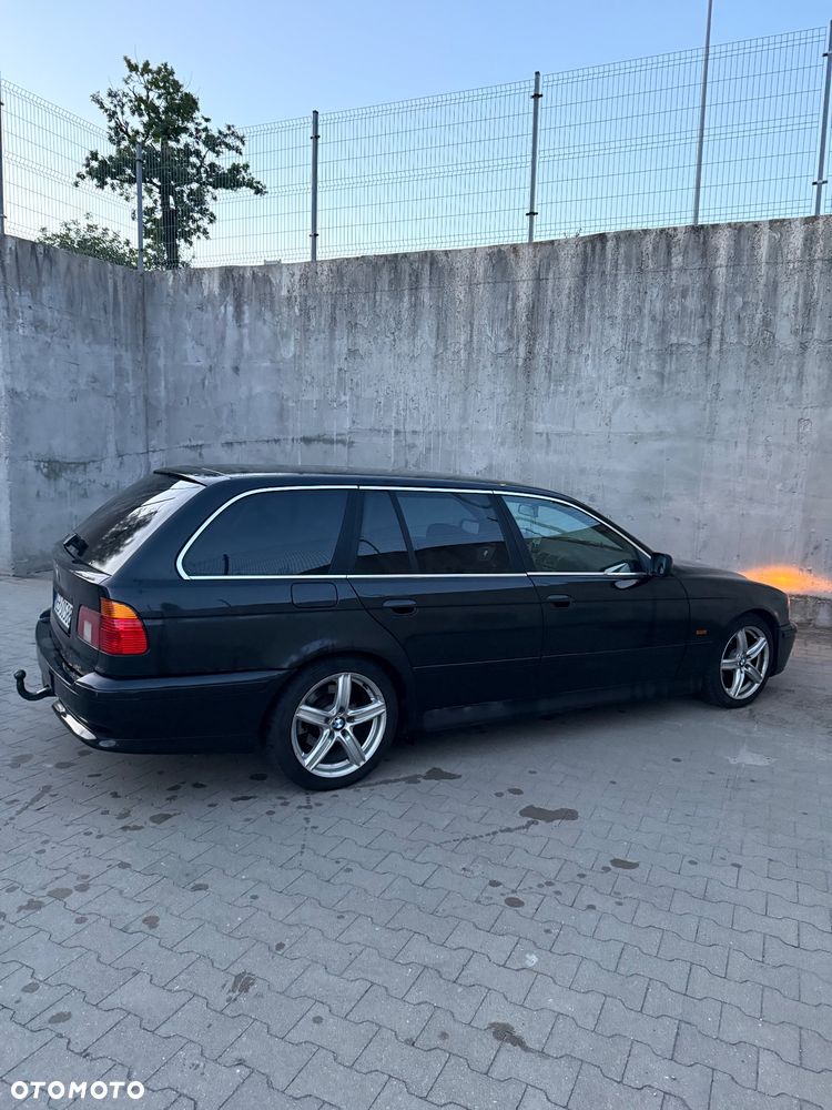 BMW Seria 5 - 15