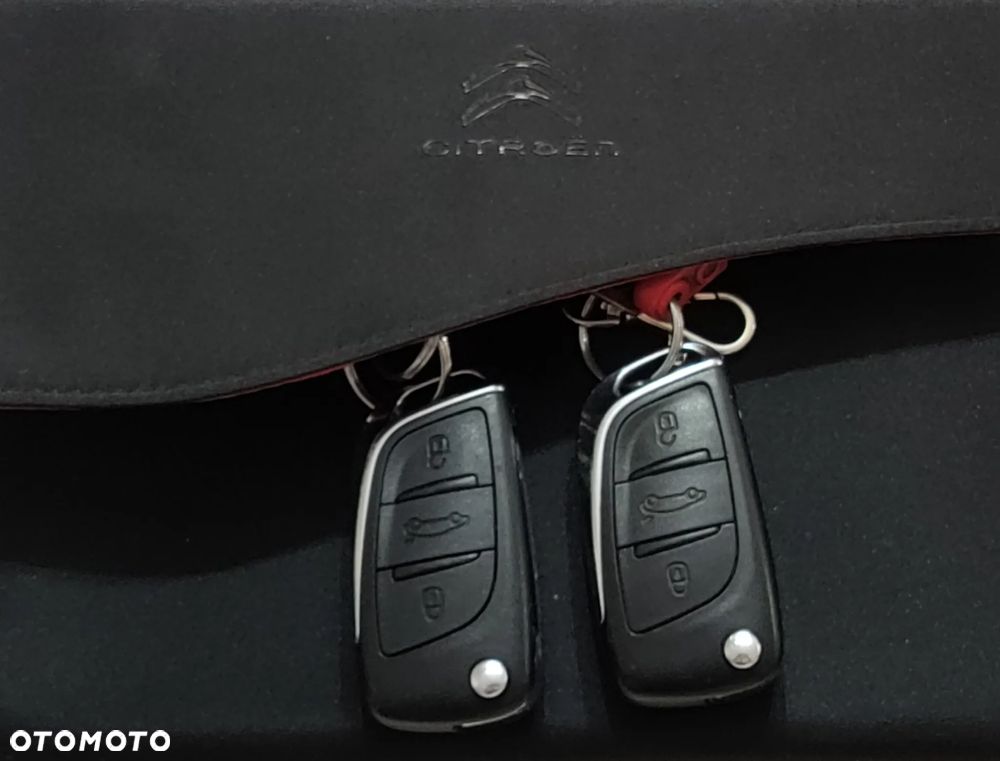 Citroën C4 HDi 150 Exclusive - 23