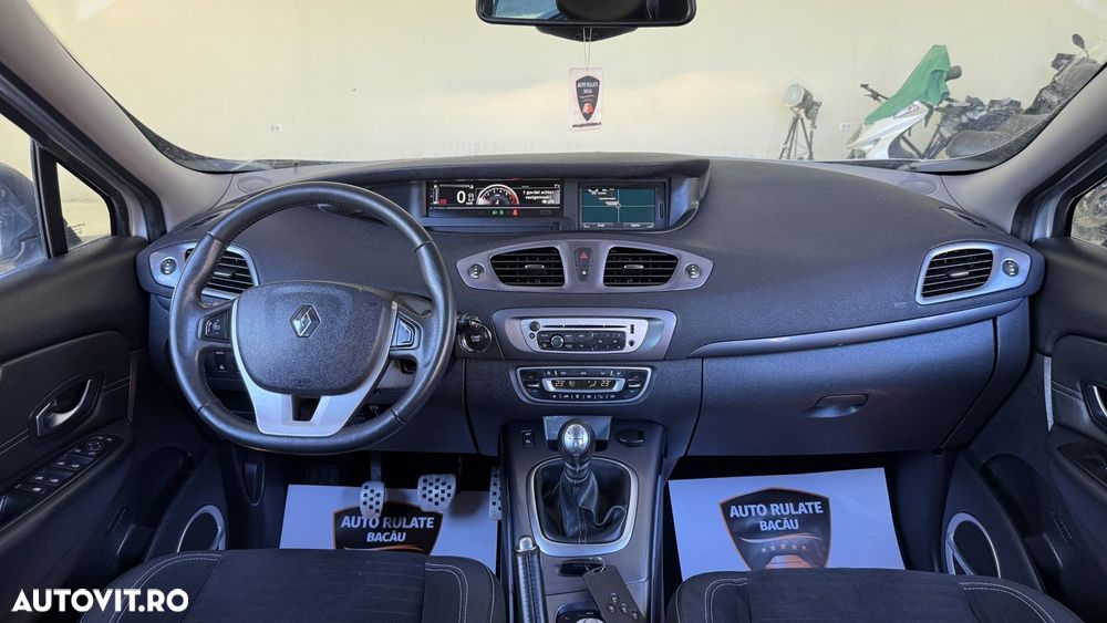 Renault Scenic - 8