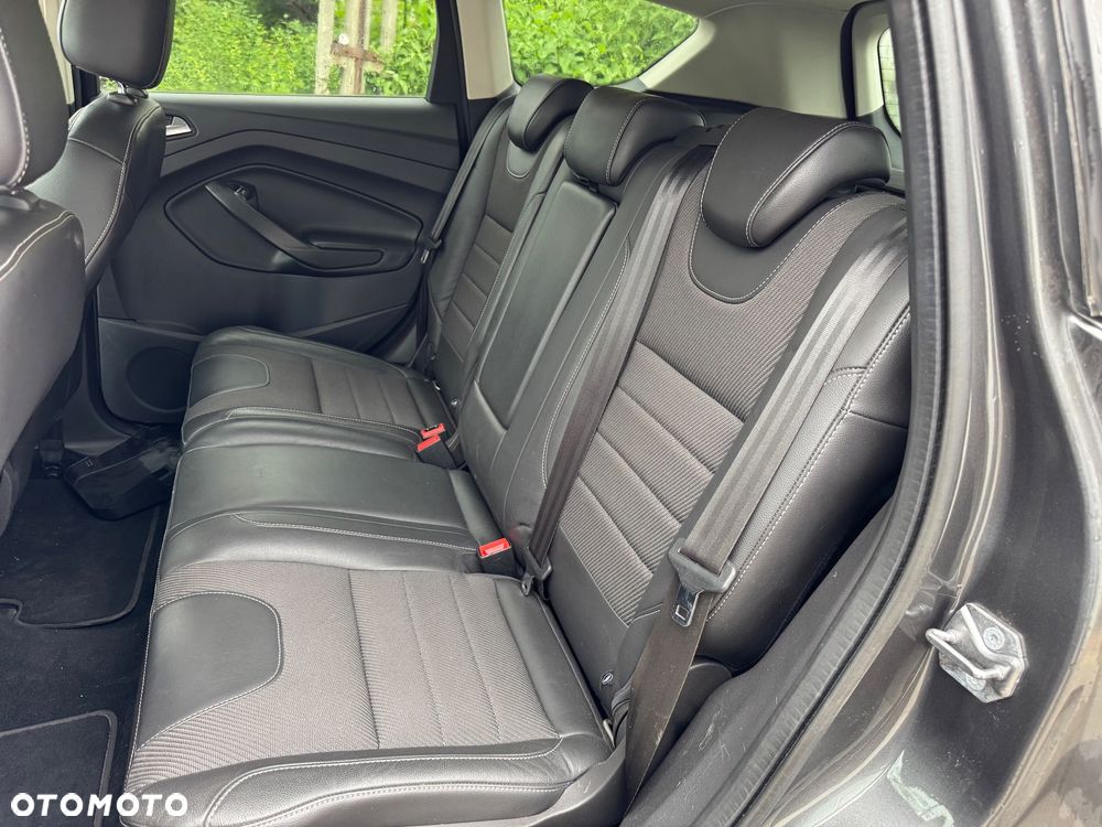 Ford Kuga 1.5 EcoBoost 2x4 Cool & Connect - 9