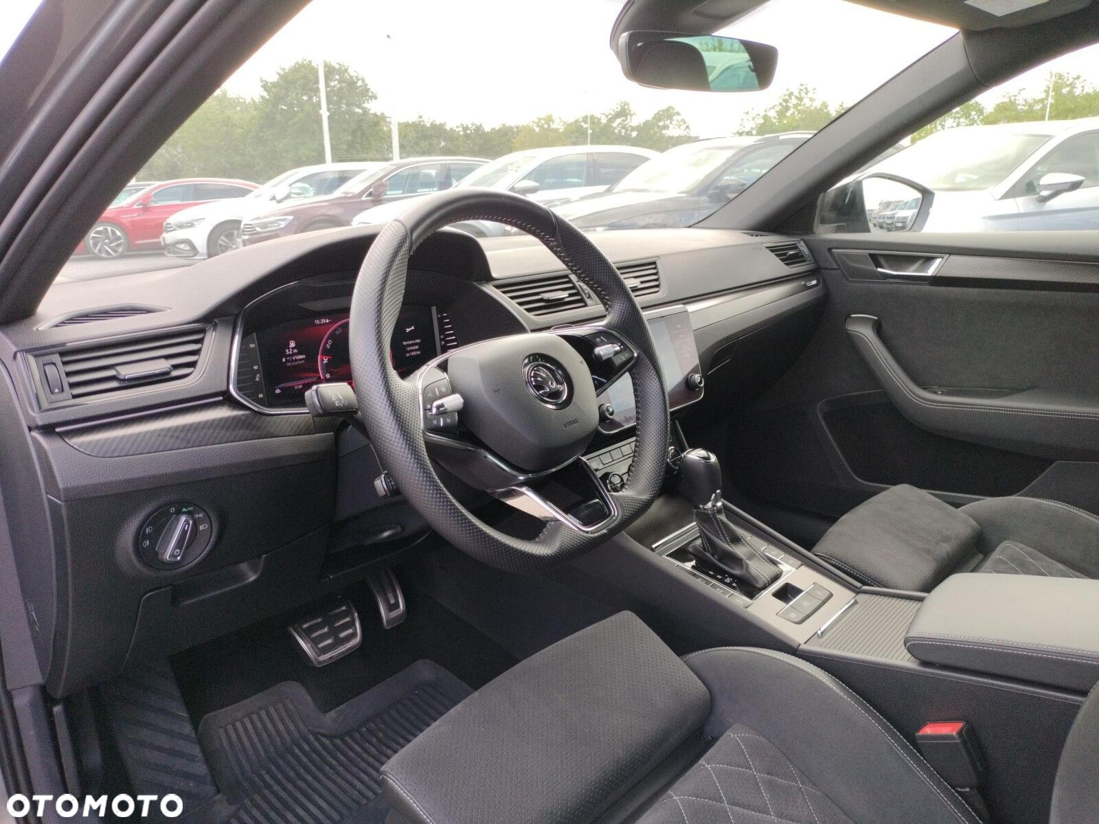 Skoda Superb 2.0 TSI Sportline DSG - 9