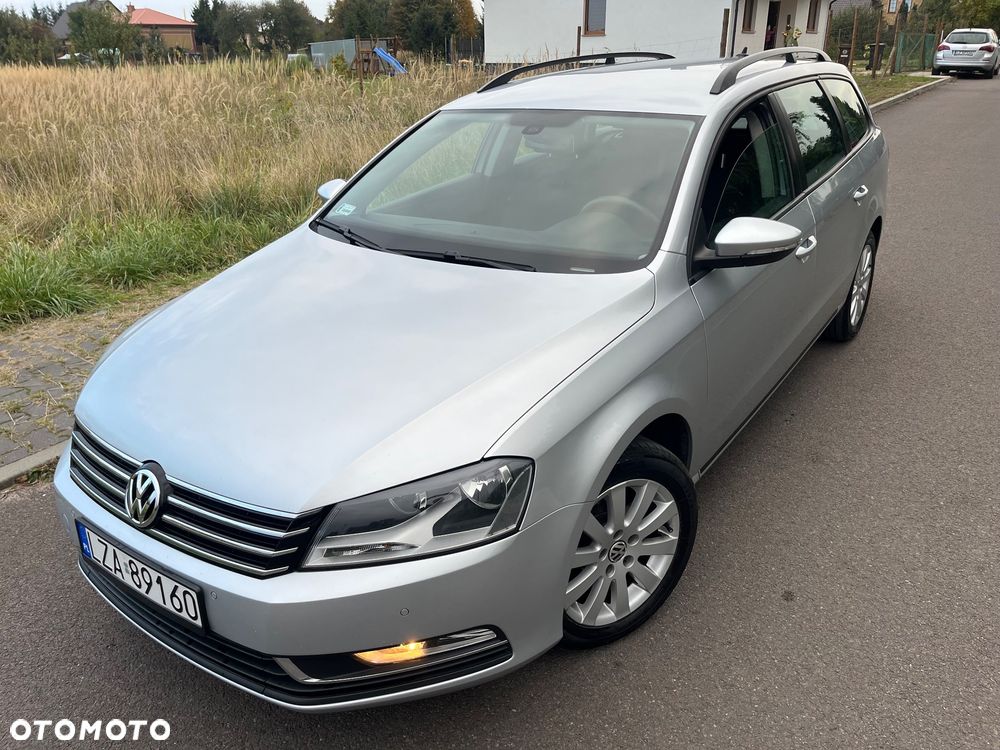 Volkswagen Passat Variant 2.0 Blue TDI SCR Highline - 2
