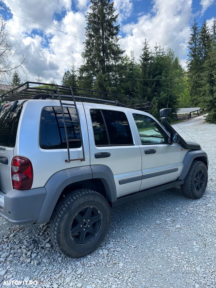 Jeep Cherokee - 5