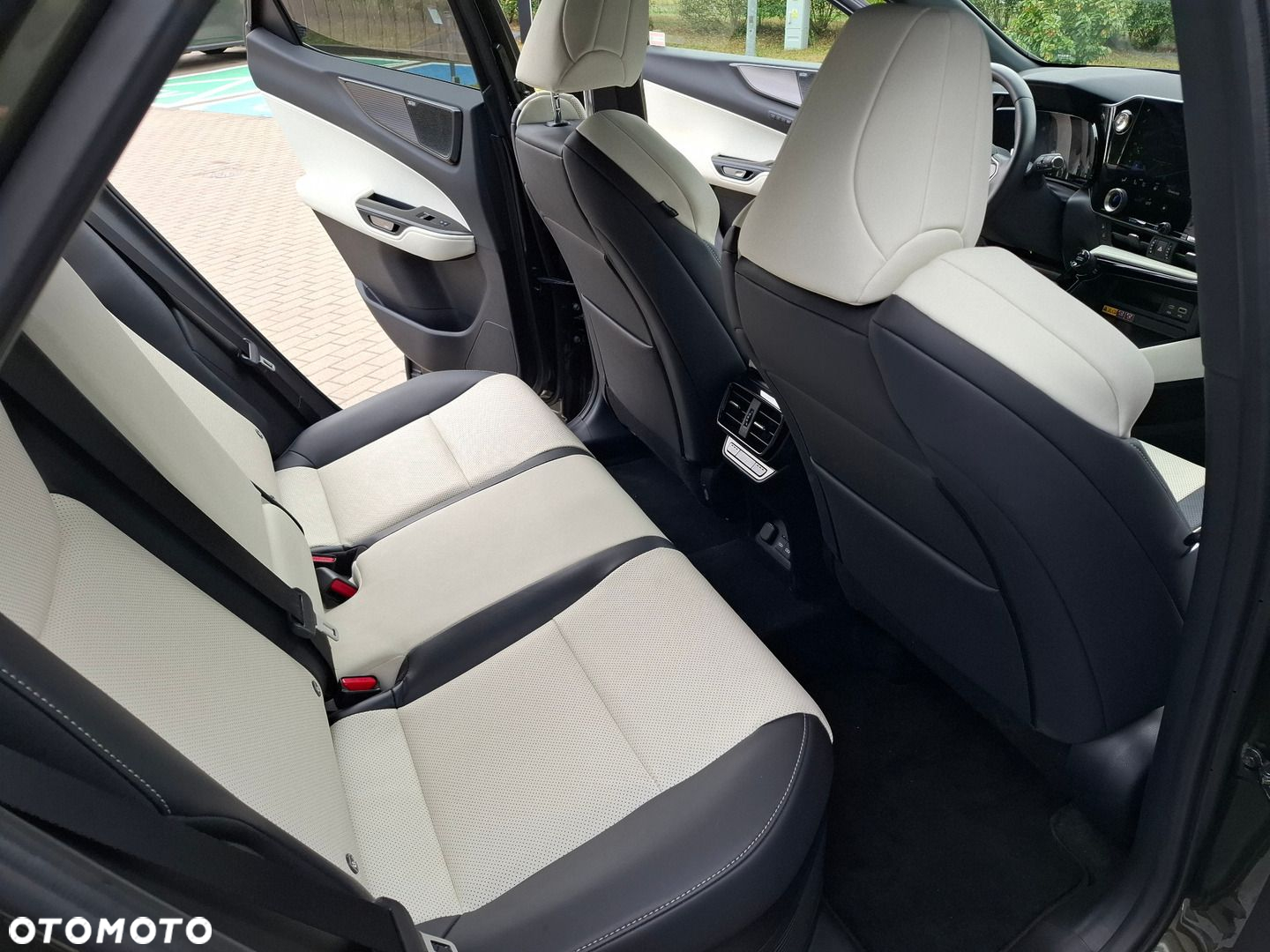 Lexus NX - 24