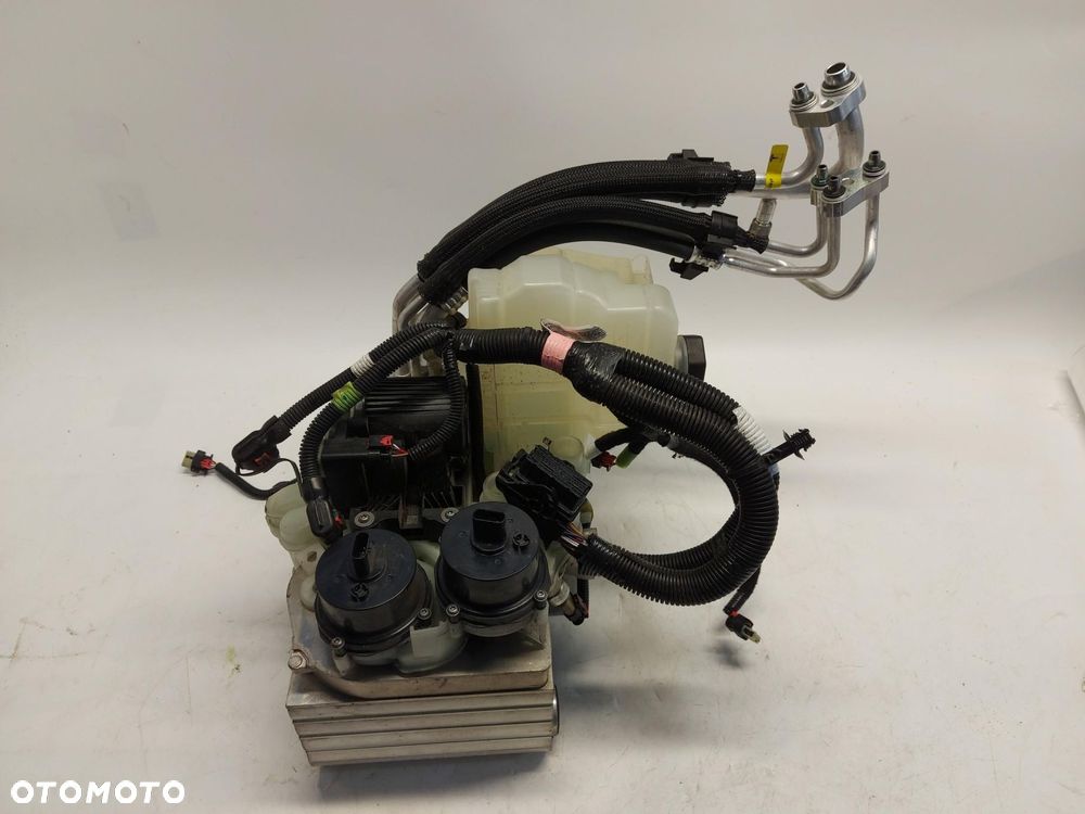 TESLA MODEL Y 2022 pompa ciepła zawór rozdzielacz 1625000-a9-b - 2