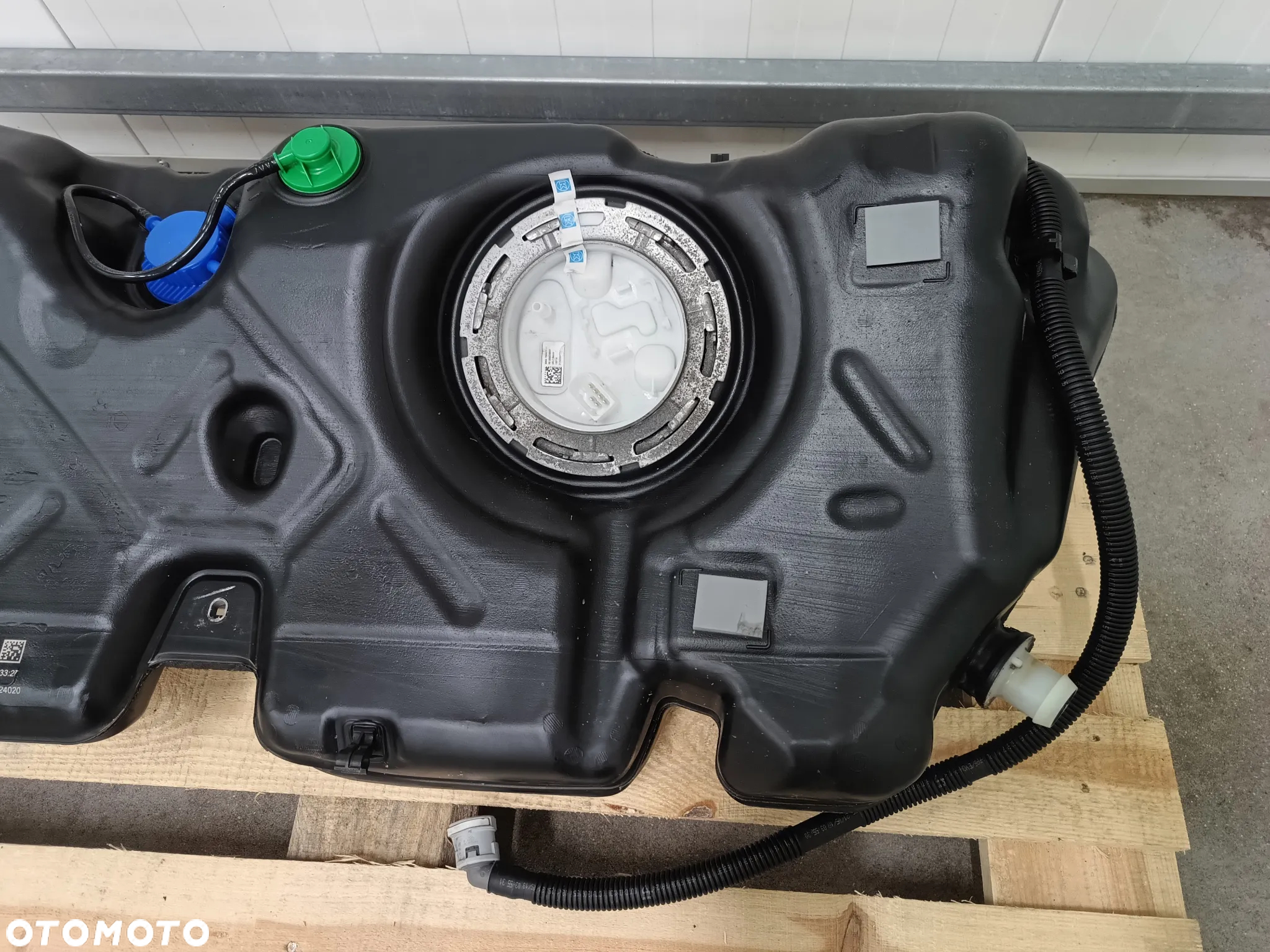 MINI F55 F56 F57 Zbiornik paliwa kompletny 7440789 - 2