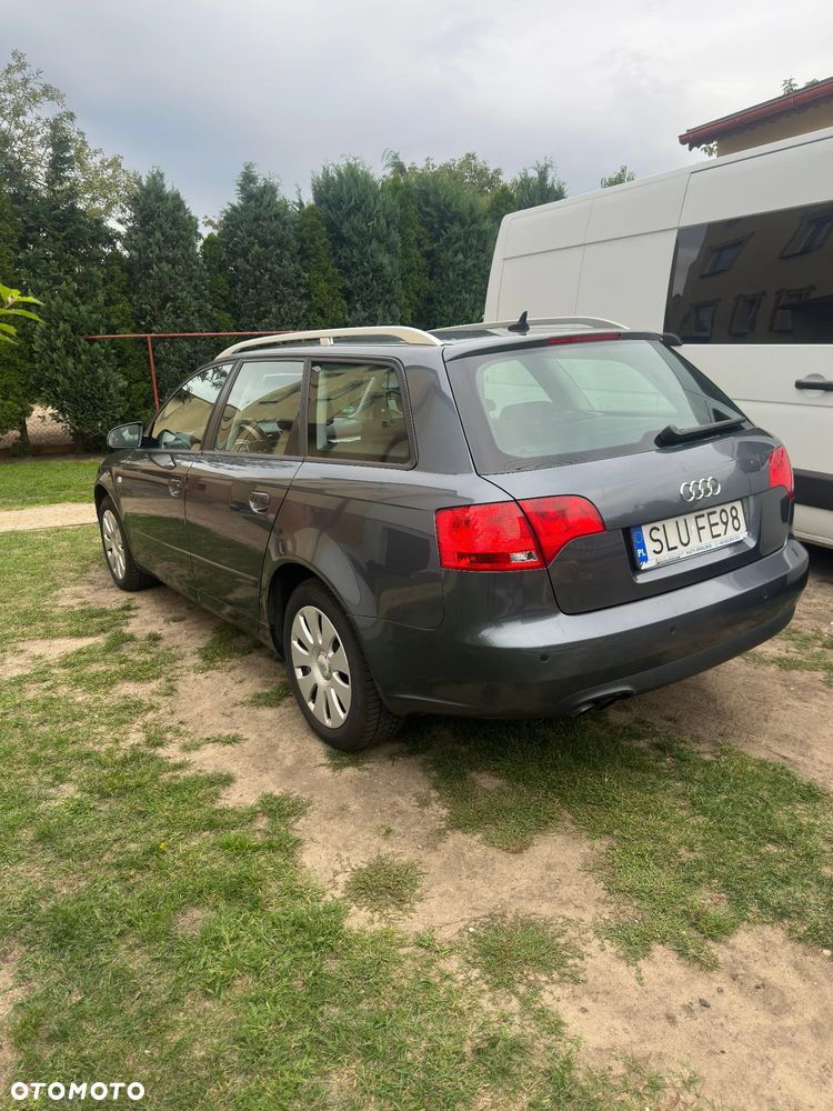 Audi A4 Avant 2.0 TDI - 5