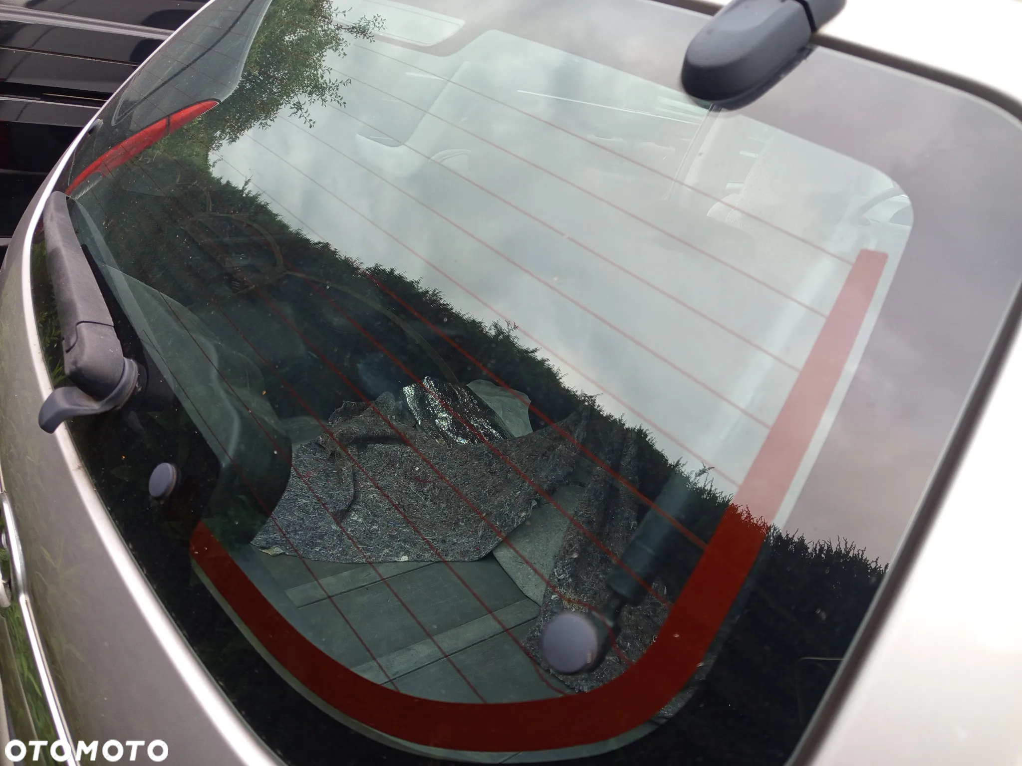 Hyundai Tucson I 1 szyba uchylna z tylnej klapy - 2