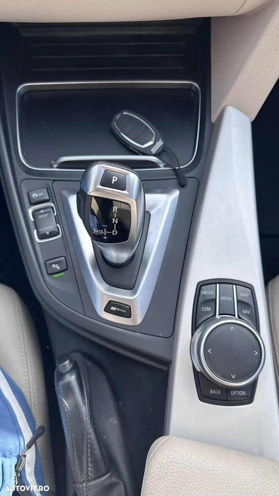 BMW Seria 3 330e iPerformance Advantage - 21