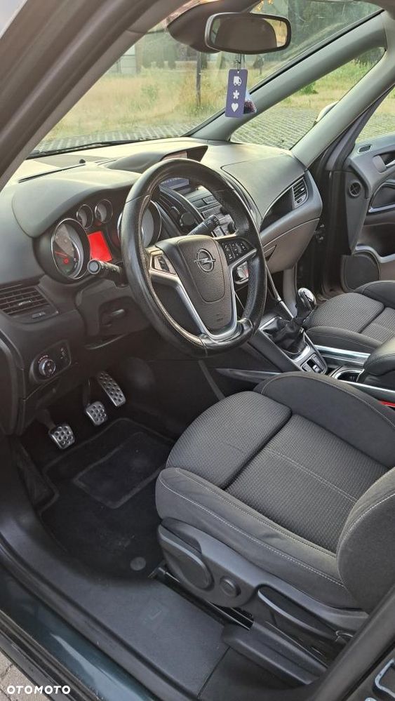 Opel Zafira - 18