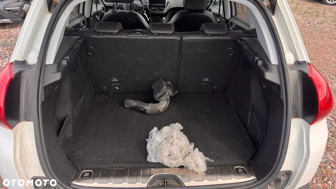 Peugeot 2008 PureTech 110 Stop&Start GT-Line Edition - 17