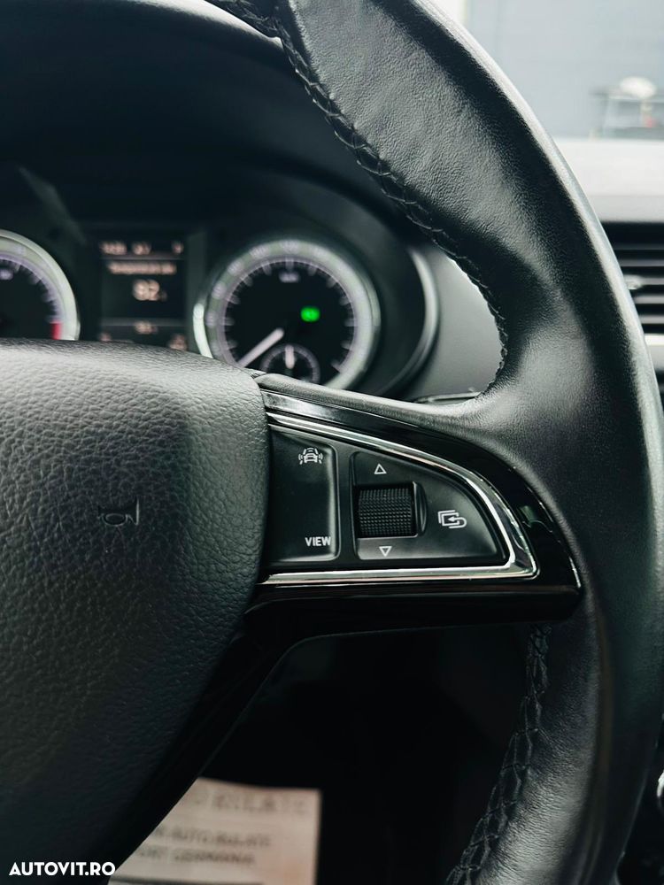 Skoda Octavia 1.6 TDI DSG Ambition - 36