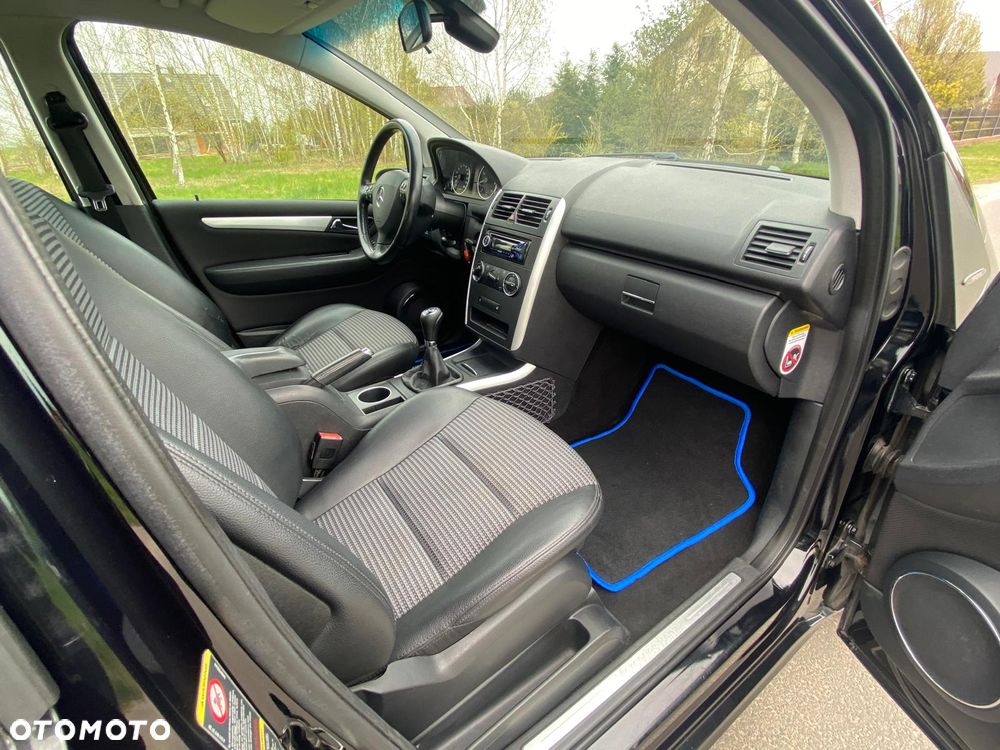 Mercedes-Benz Klasa A 170 Avantgarde - 20