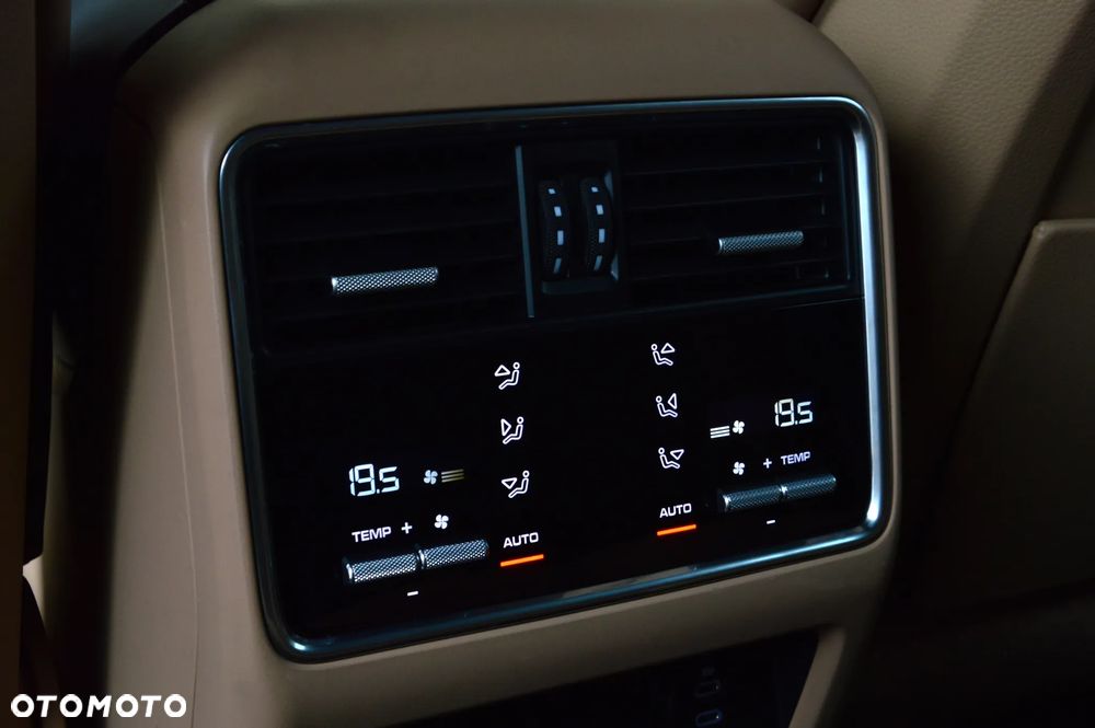 Porsche Cayenne E-Hybrid - 19