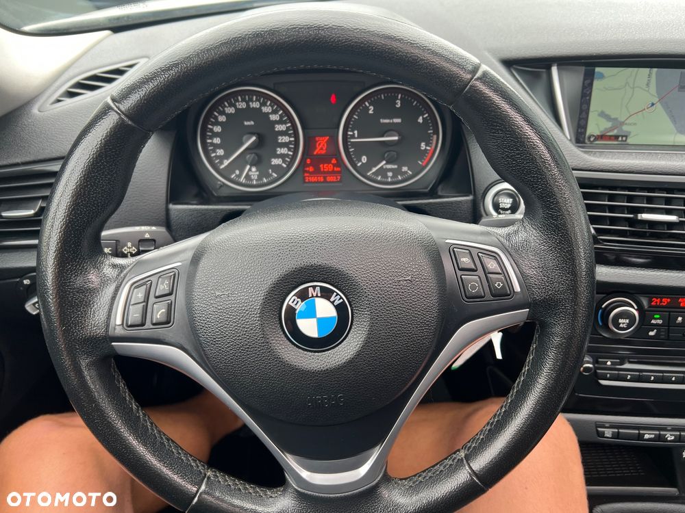 BMW X1 sDrive18d Sport Line - 30