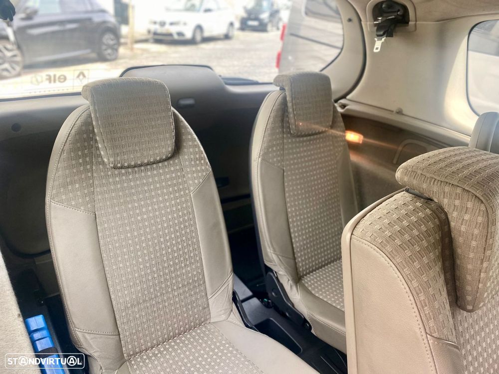 Renault Grand Scénic 1.5 dCi Privilège - 25