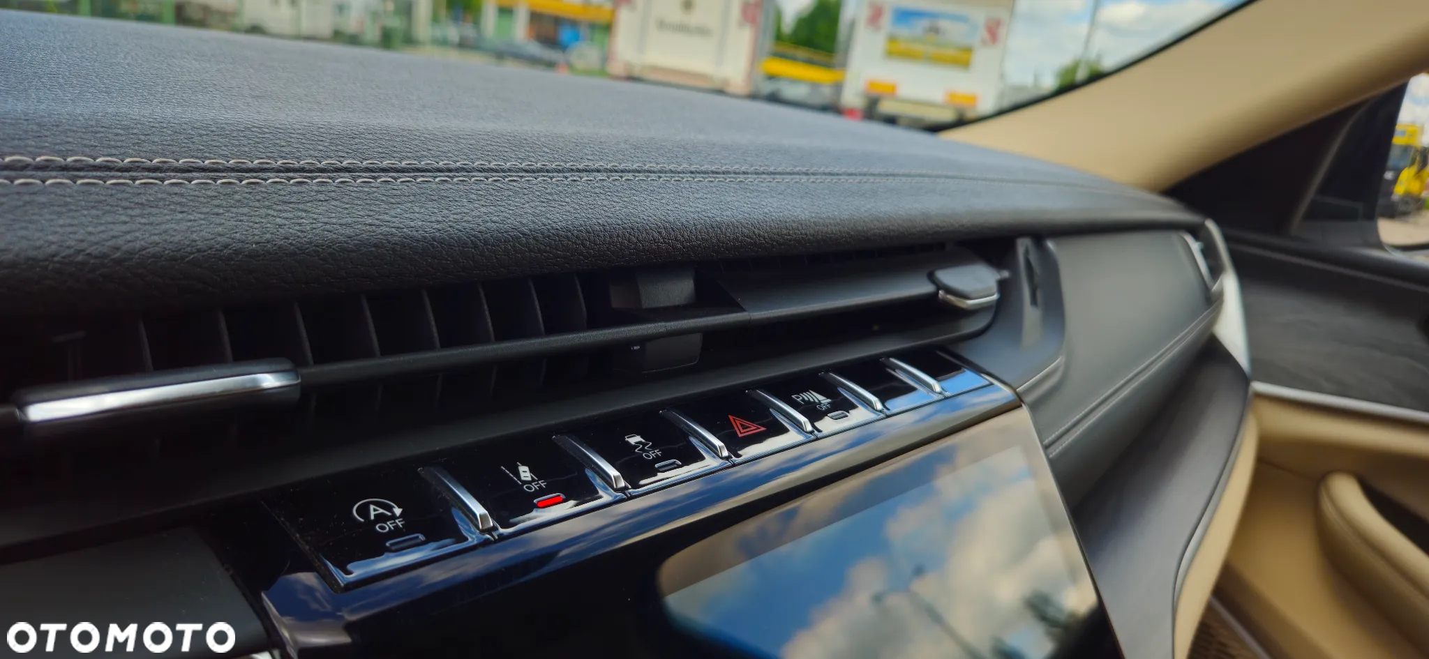Jeep Grand Cherokee 3.6 V6 Summit - 24