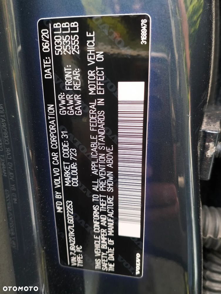 Volvo S60 T6 AWD Momentum Pro - 23