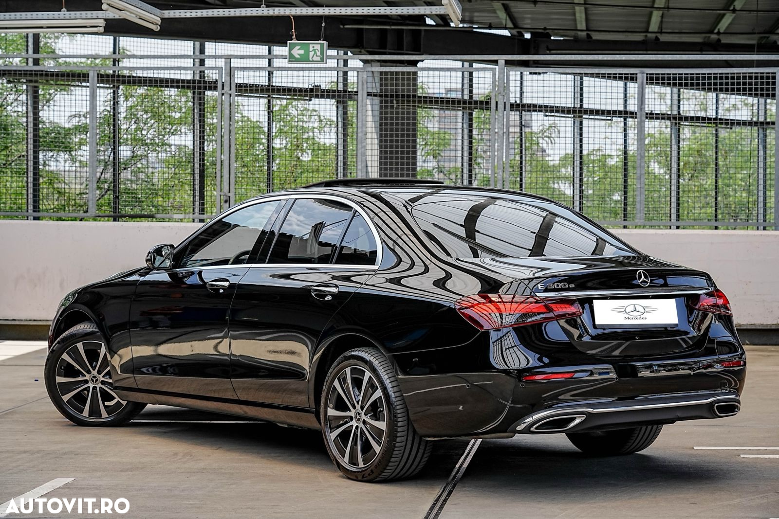 Mercedes-Benz E - 3