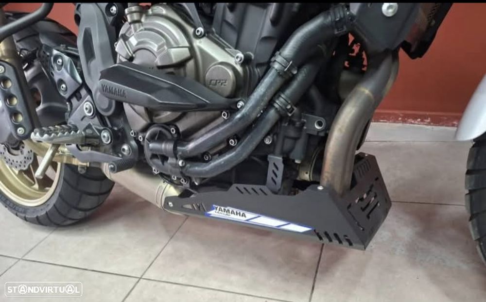 Yamaha XSR - 11