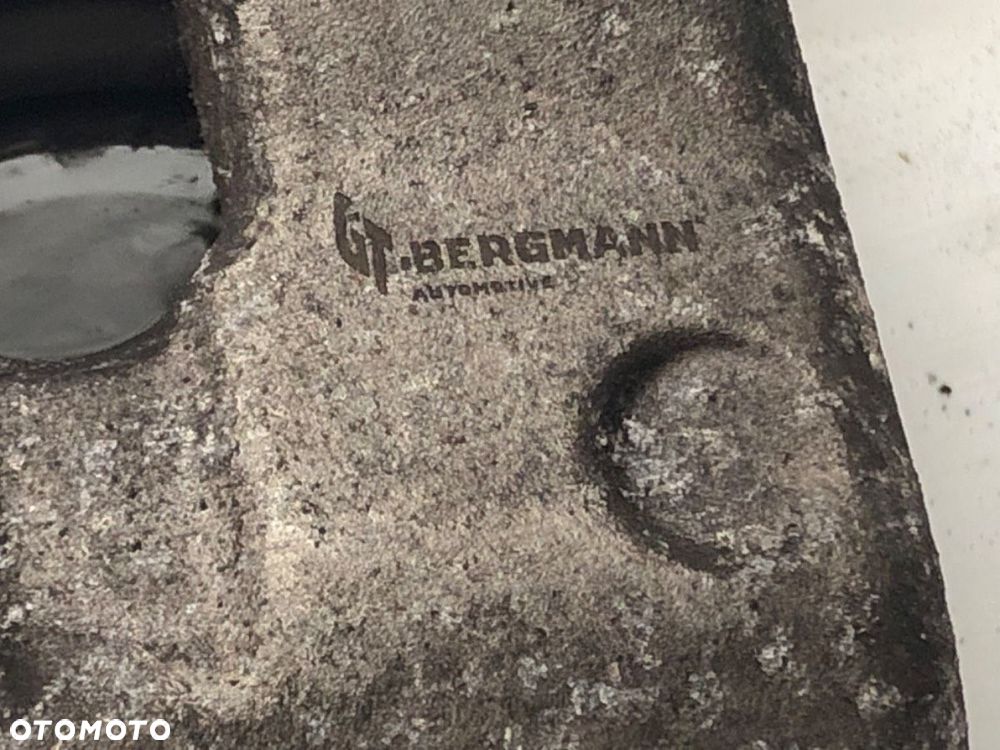 ZACISK LEWY TYŁ  OPEL ASTRA H Kombi (A04) 2004 - 2014 1.6 (L35) 77 kW [105 KM] benzyna 2004 - 2010 - 5