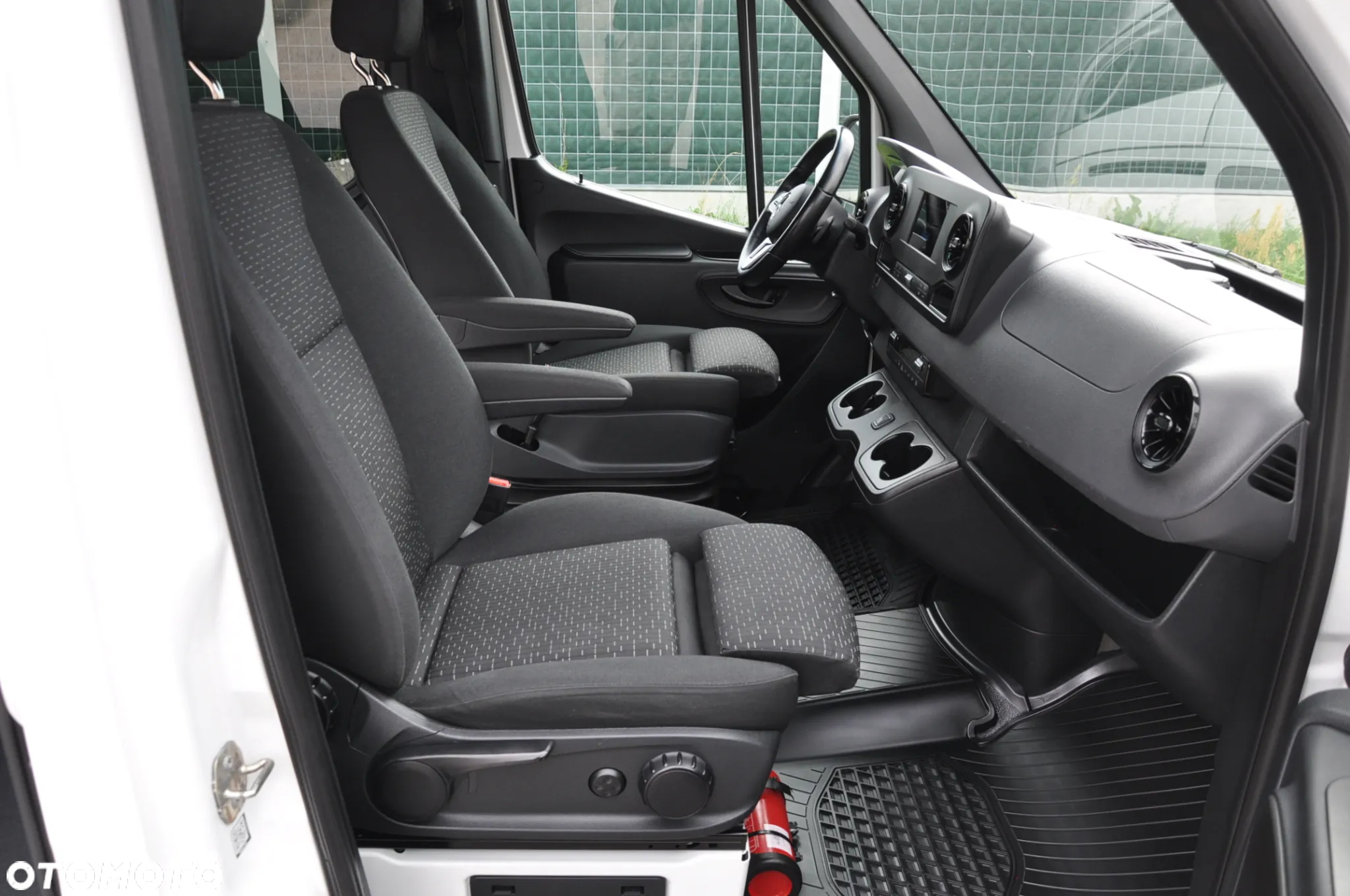Mercedes-Benz Sprinter 319 CDI Standard SELECT 9G-Tronic 907.233 - 15