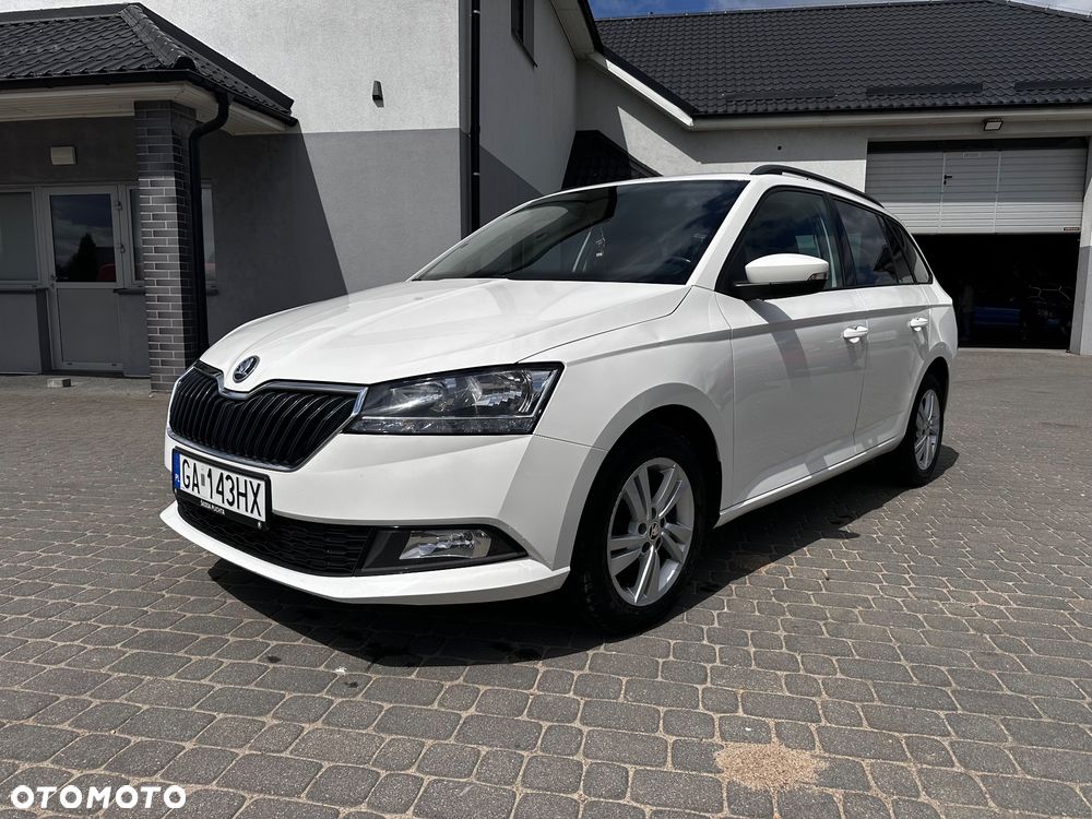 Skoda Fabia 1.0 TSI Ambition Plus - 1