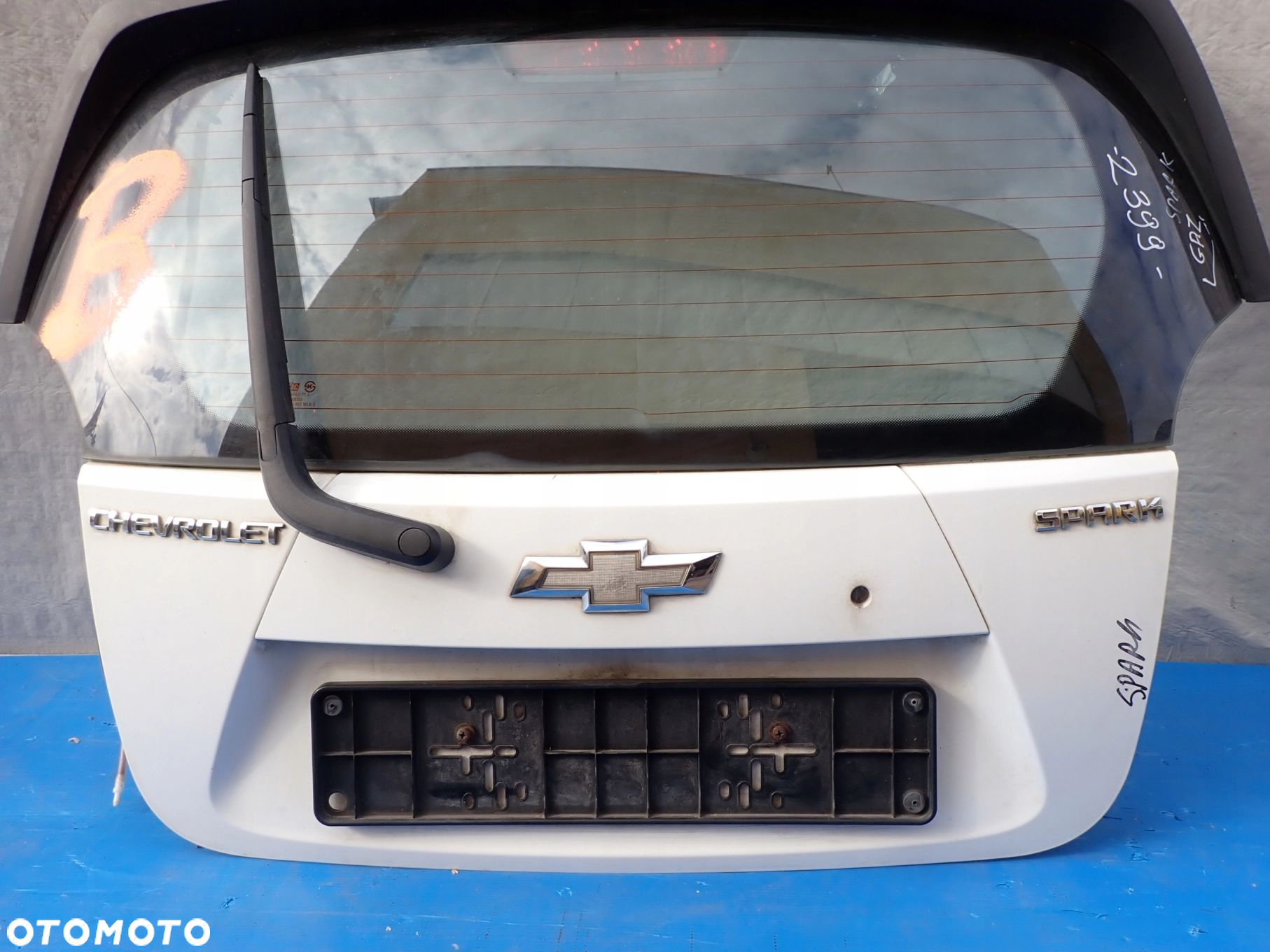 CHEVROLET SPARK 09-15 KLAPA BAGAŻNIKA SZYBA GAZ - 2