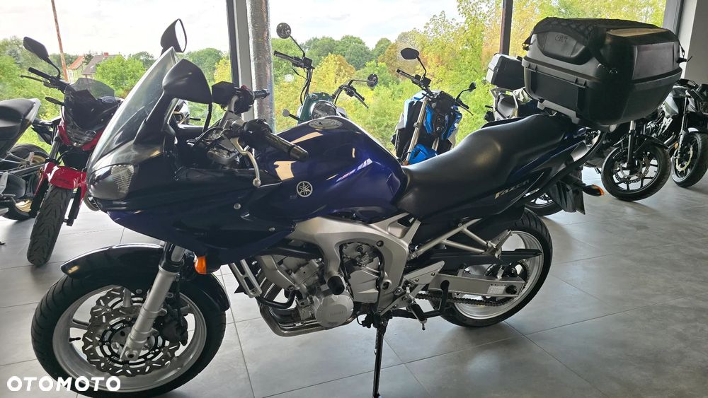 Yamaha FZ6 - 2