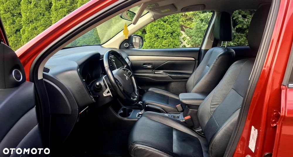 Mitsubishi Outlander 2.0 4WD CVT Top - 11