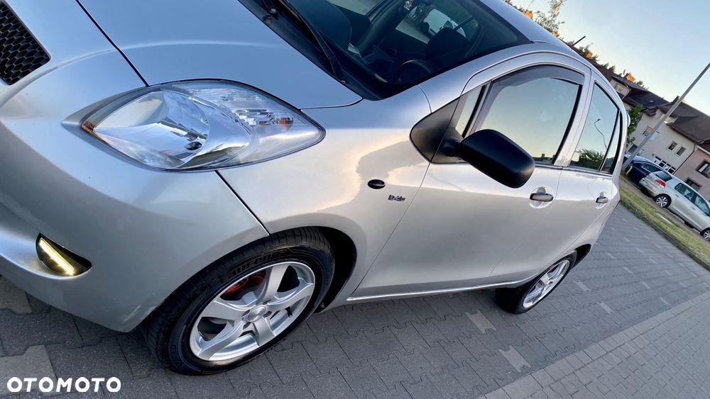 Toyota Yaris 1.4 D-4D Executive - 15