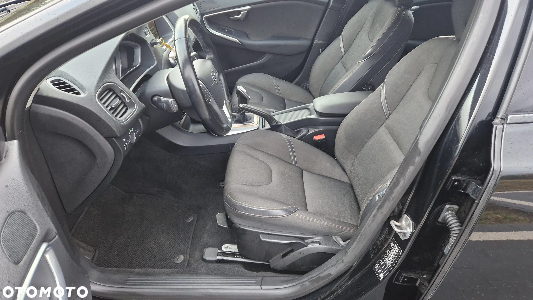 Volvo V40 - 15