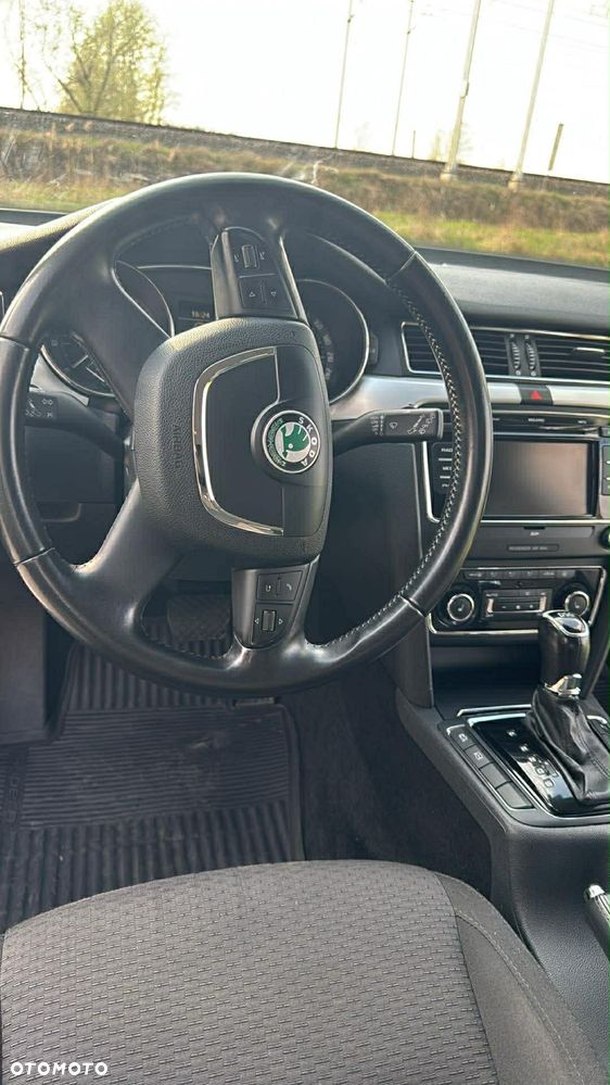 Skoda Superb - 20