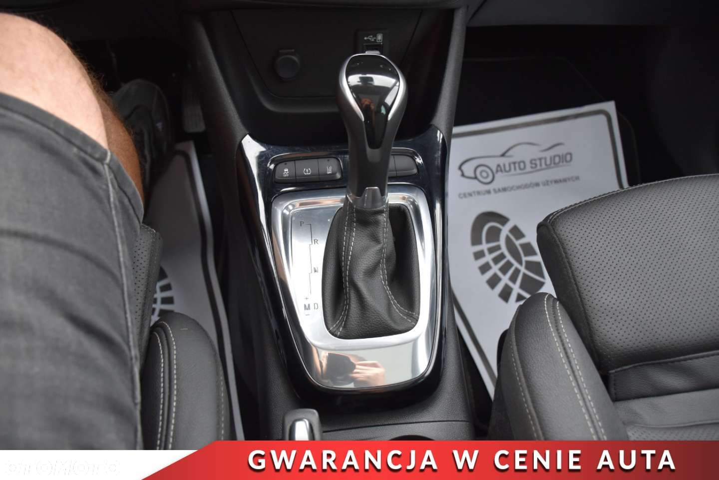 Opel Crossland X 1.2 T Elite S&S - 22