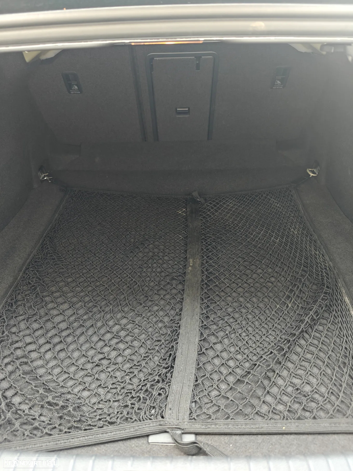 VW Passat 2.0 TDI Business DSG - 17