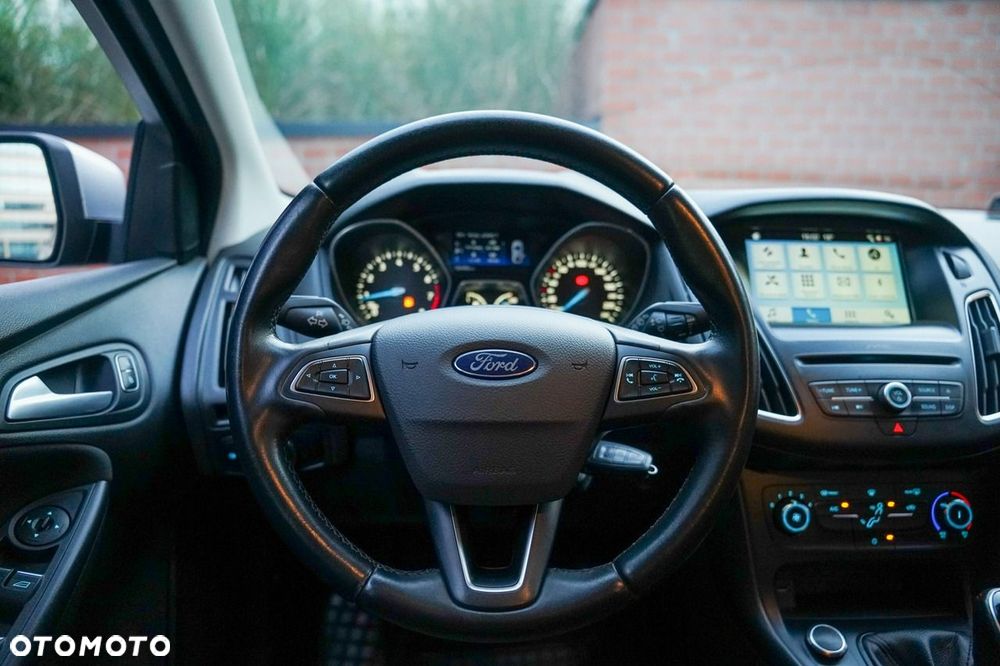 Ford Focus 1.6 Trend - 13