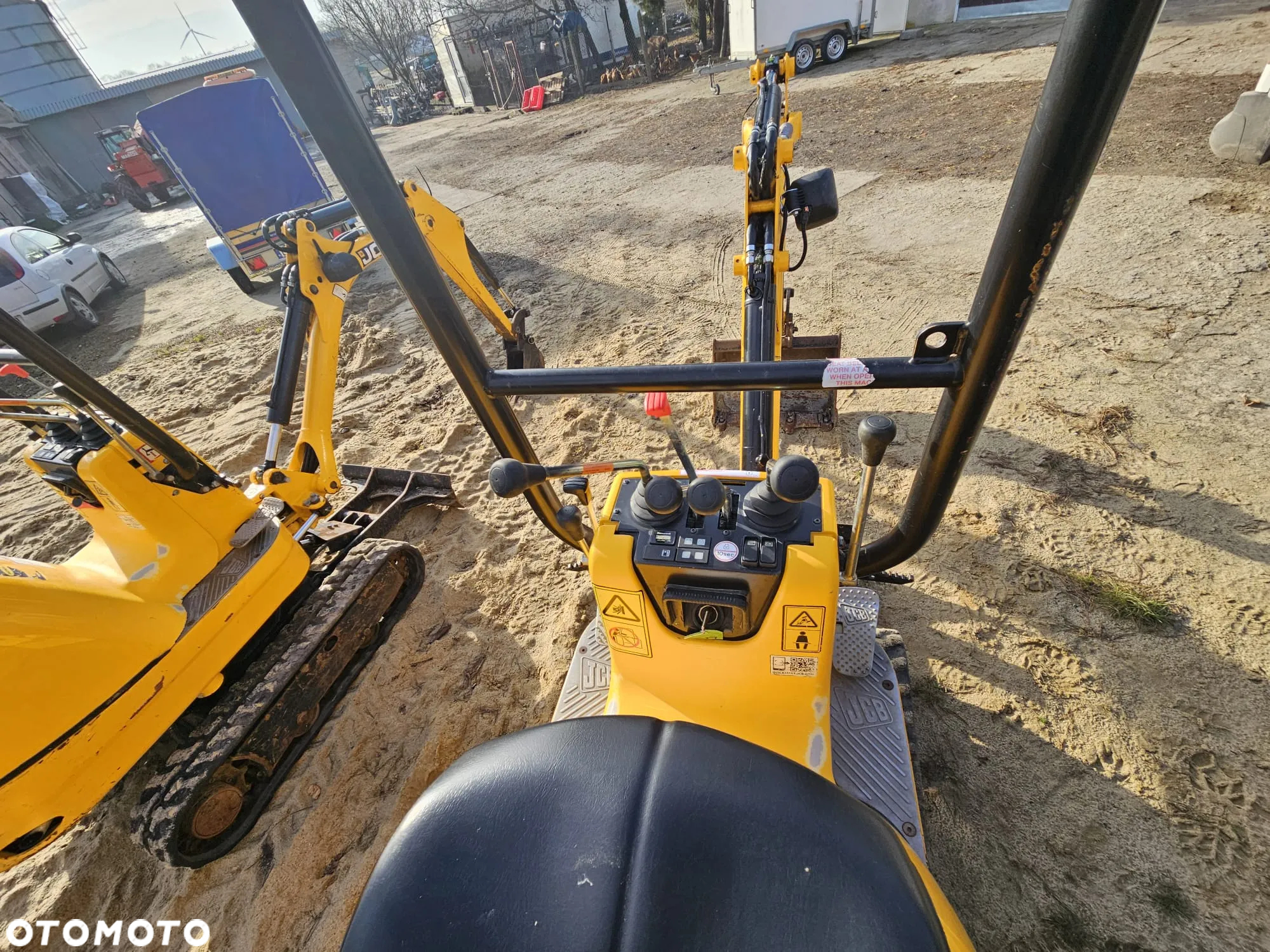 JCB 8008 - 12